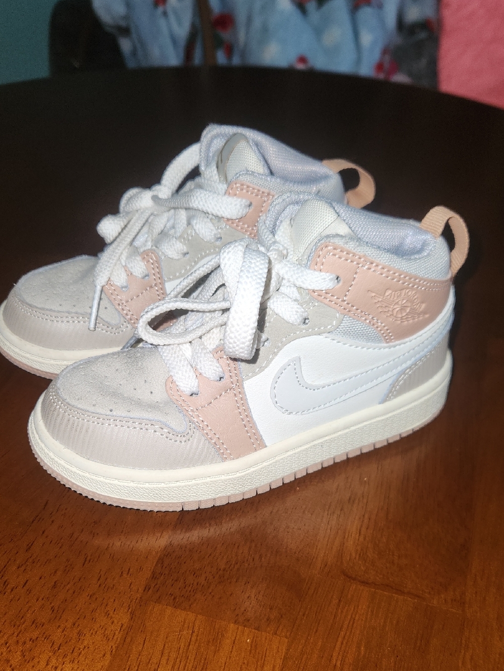 Nike Kids Mid-Top Sneakers - White & Light Pink
